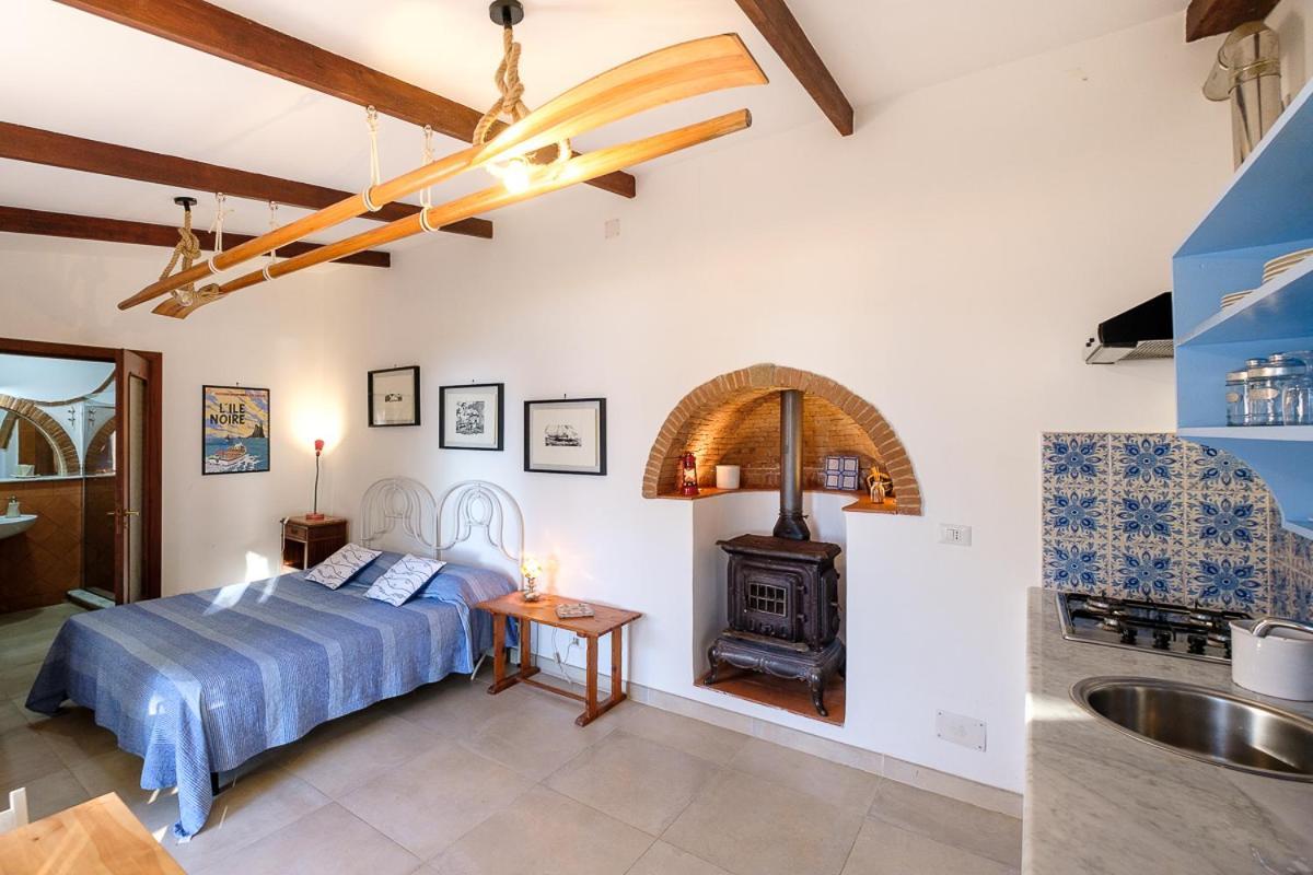 La Rosa Dei Venti Aparthotel Procida Bagian luar foto