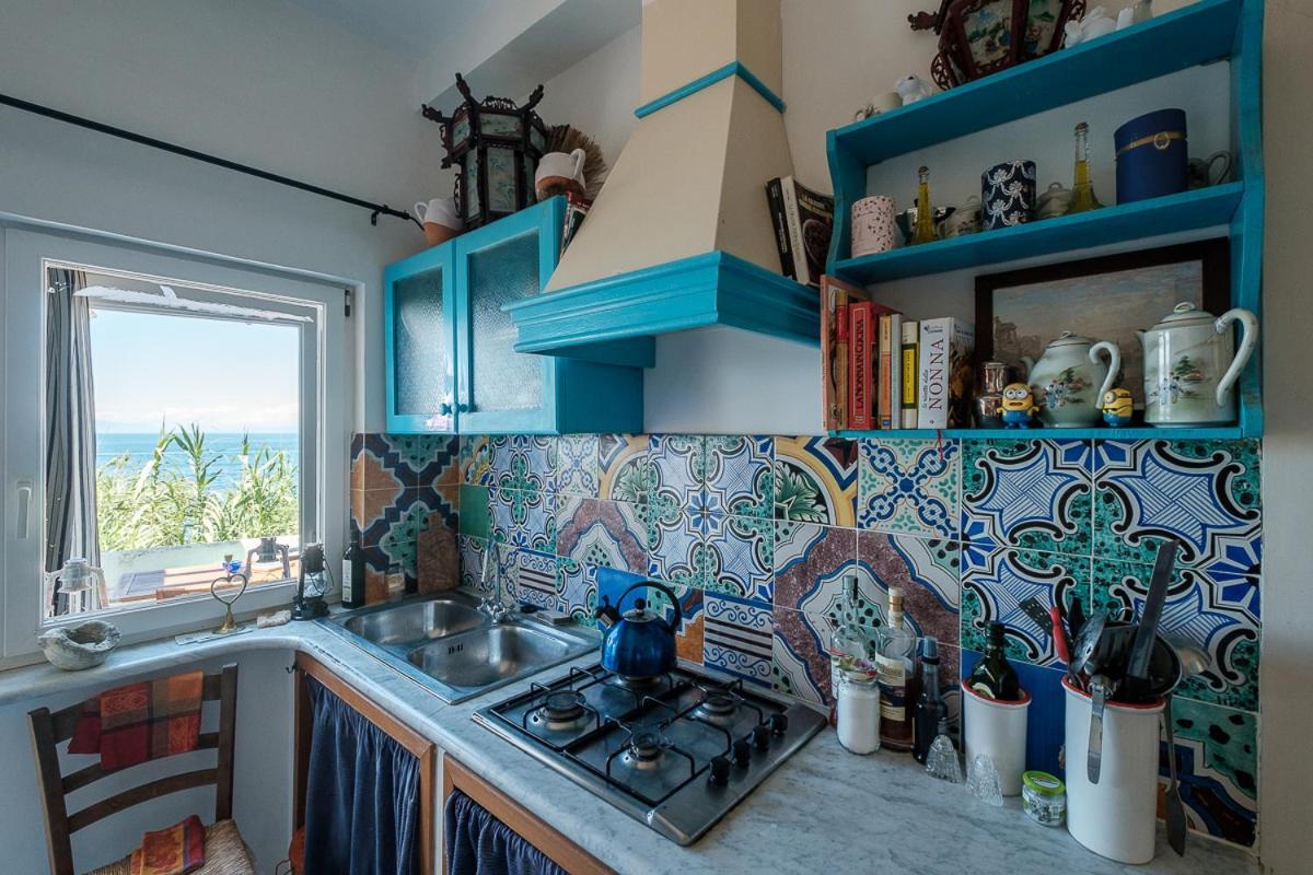 La Rosa Dei Venti Aparthotel Procida Bagian luar foto
