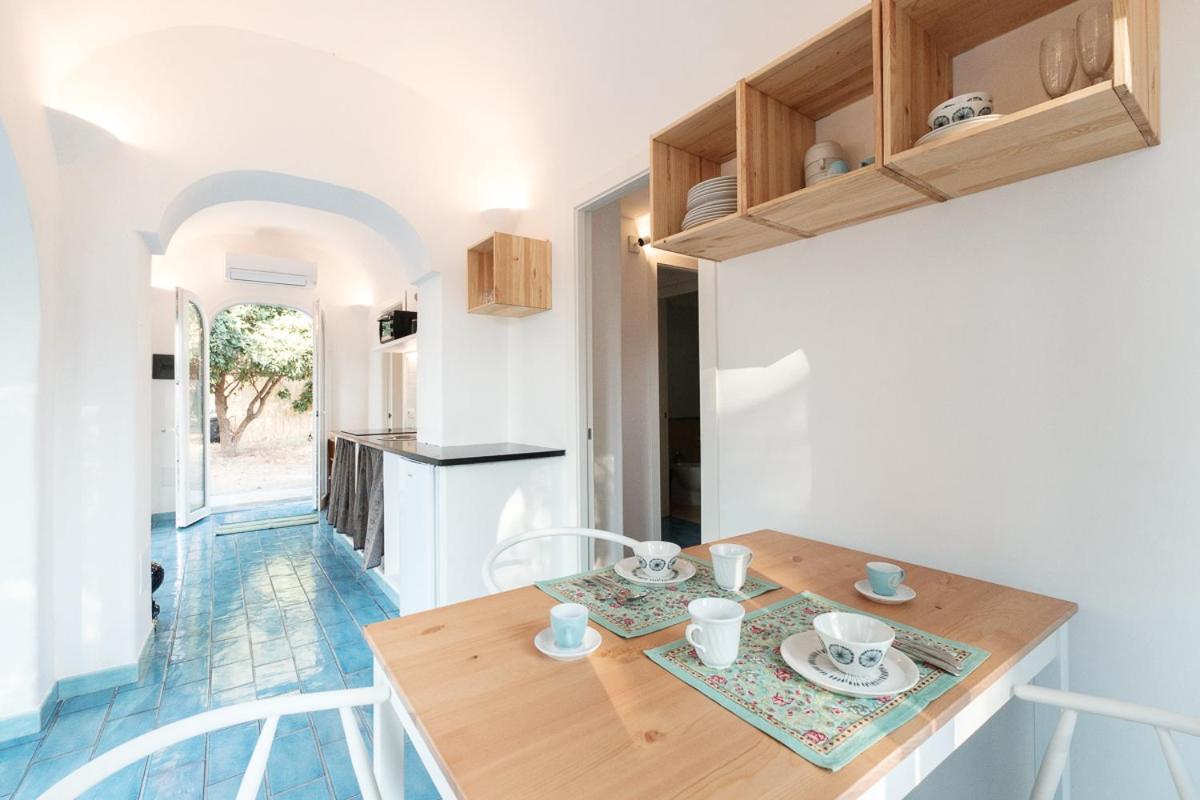 La Rosa Dei Venti Aparthotel Procida Bagian luar foto